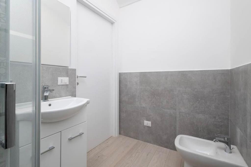 Apartment Modern 350m From Piazza Vittorio